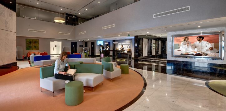 lobby-3-2