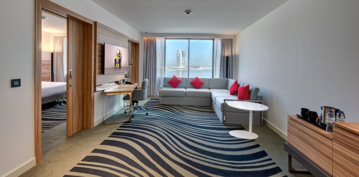 suite-room-living-2