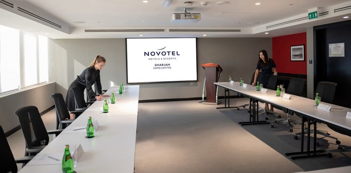 meeting-room-2-4-2